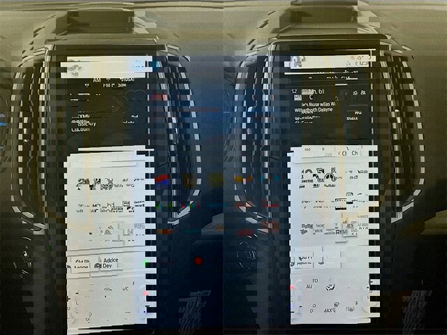 Certified 2024 Ford Edge SE image 14