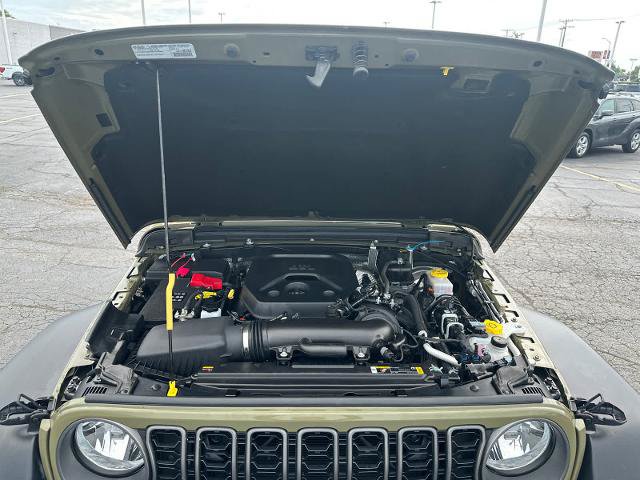 Used 2025 Jeep Wrangler Unlimited Sport AWD/4WD image 32