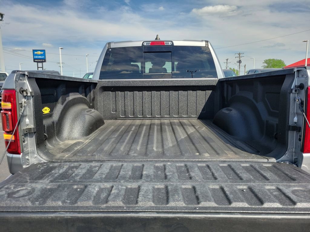 Used 2022 RAM 1500 Laramie AWD/4WD image 10