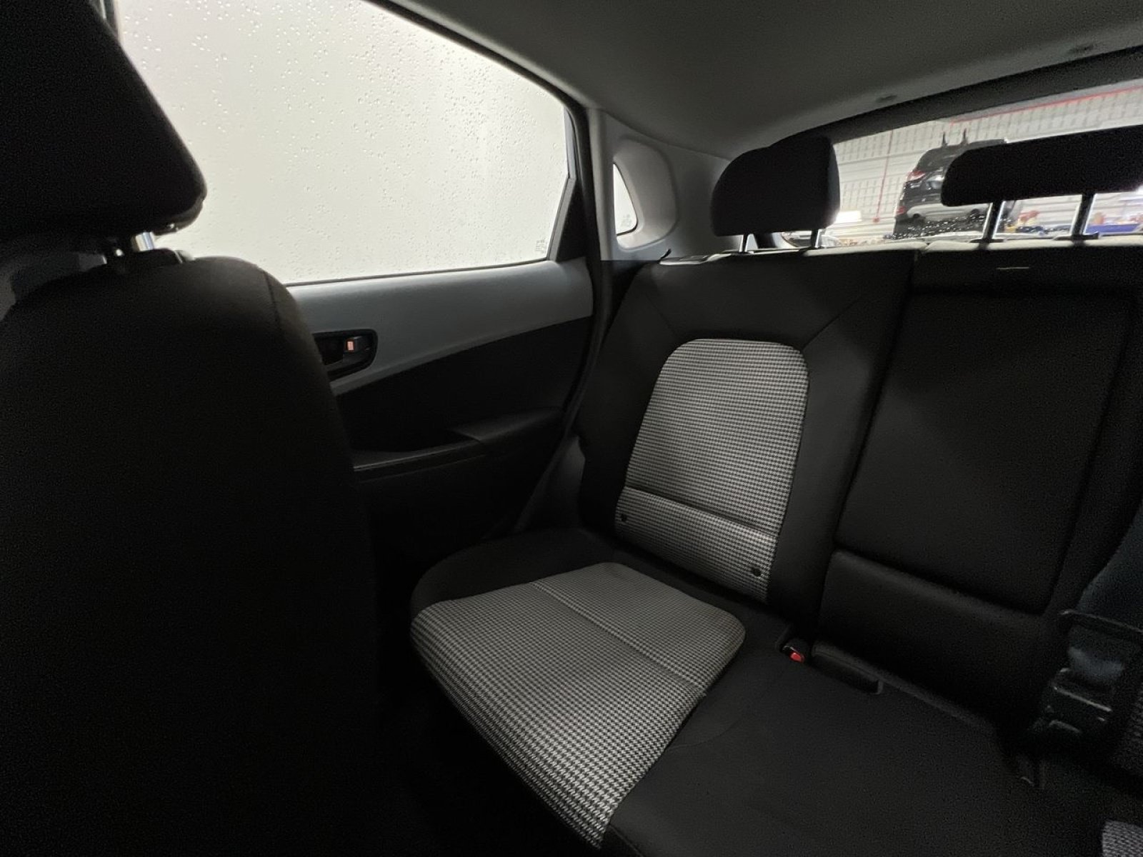 Used 2021 Hyundai Kona SE AWD/4WD image 16