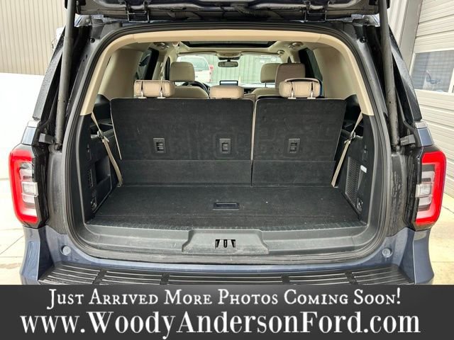Certified 2023 Ford Expedition Limited image 5