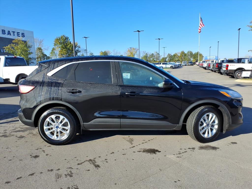 Certified 2020 Ford Escape SE image 6