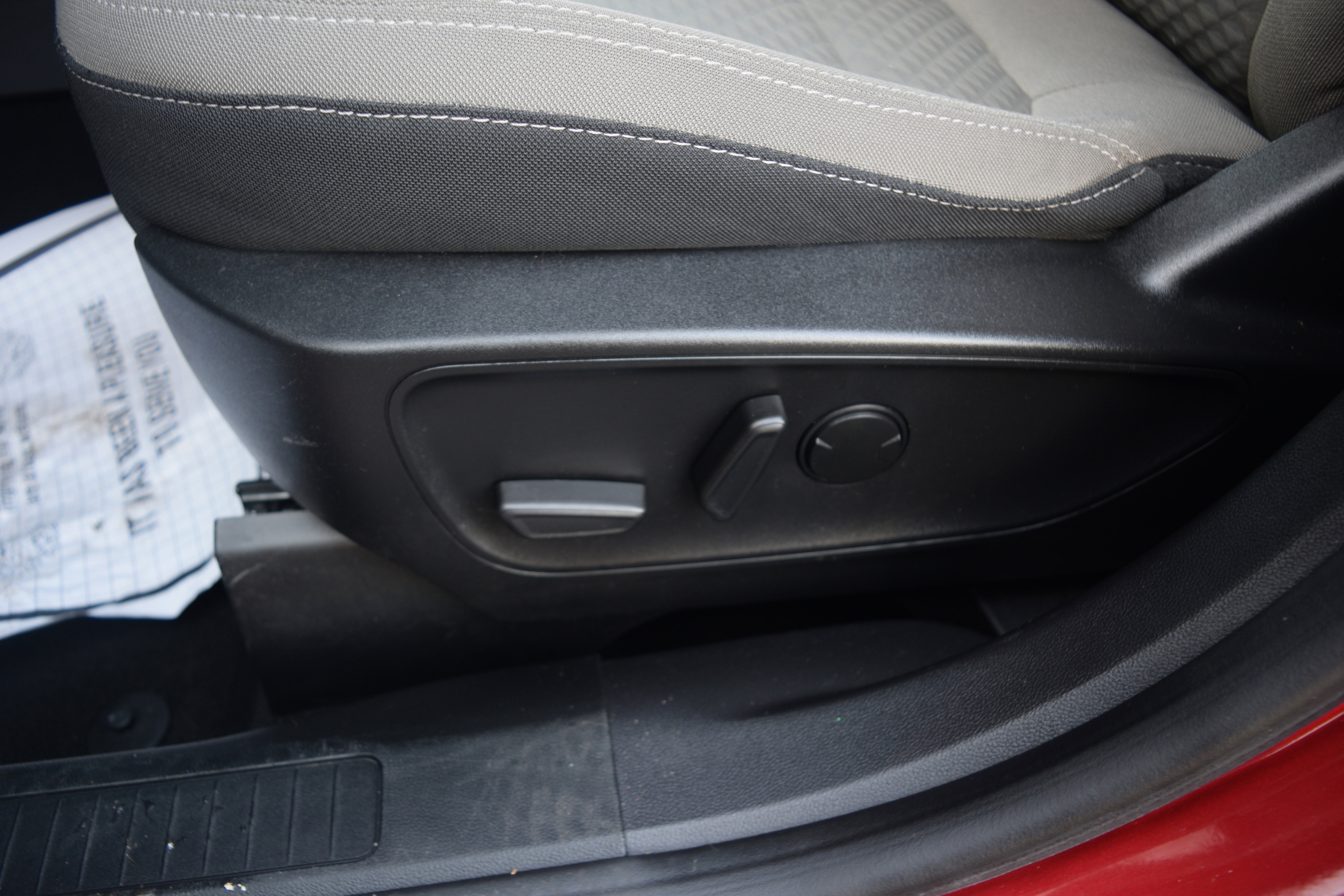 Certified 2022 Ford Escape SE w/ Convenience Package image 19