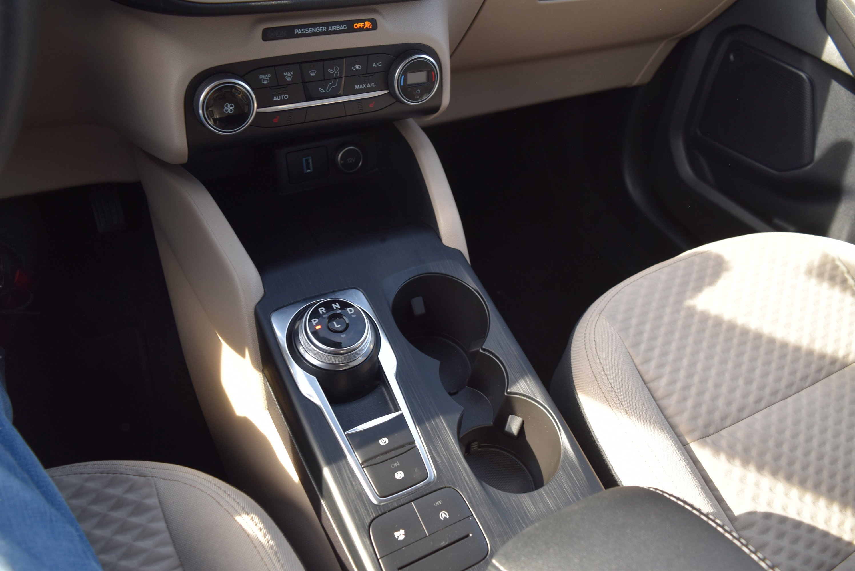 Certified 2020 Ford Escape SE AWD/4WD image 15