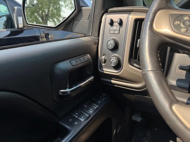 Used 2017 GMC Sierra 1500 Denali AWD/4WD image 36