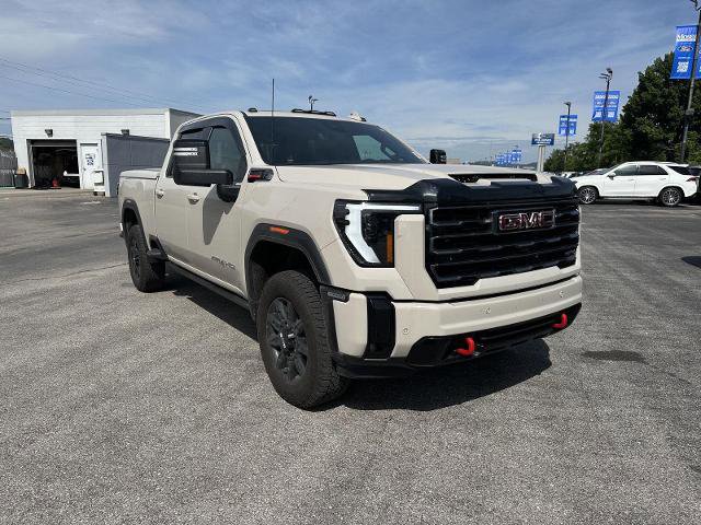 Used 2026 GMC Sierra 2500 AT4 w/ AT4 Premium Plus Package AWD/4WD image 8