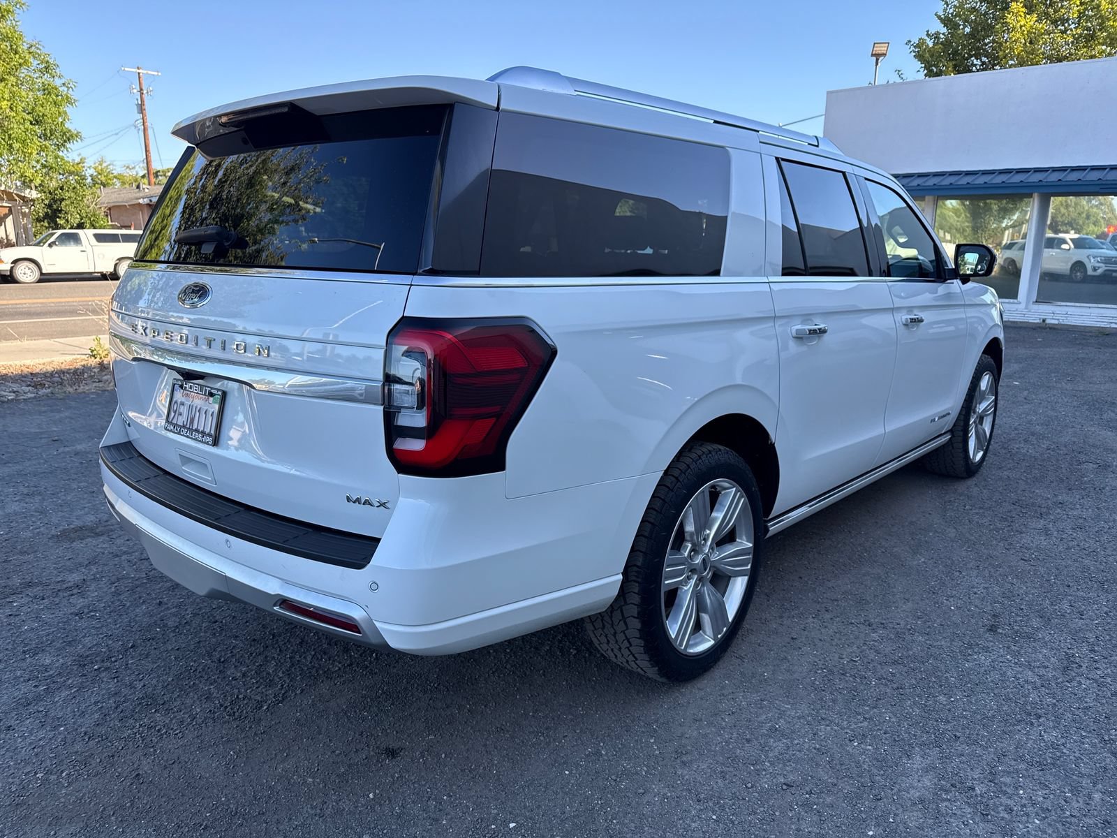 Certified 2023 Ford Expedition Max Platinum AWD/4WD image 5