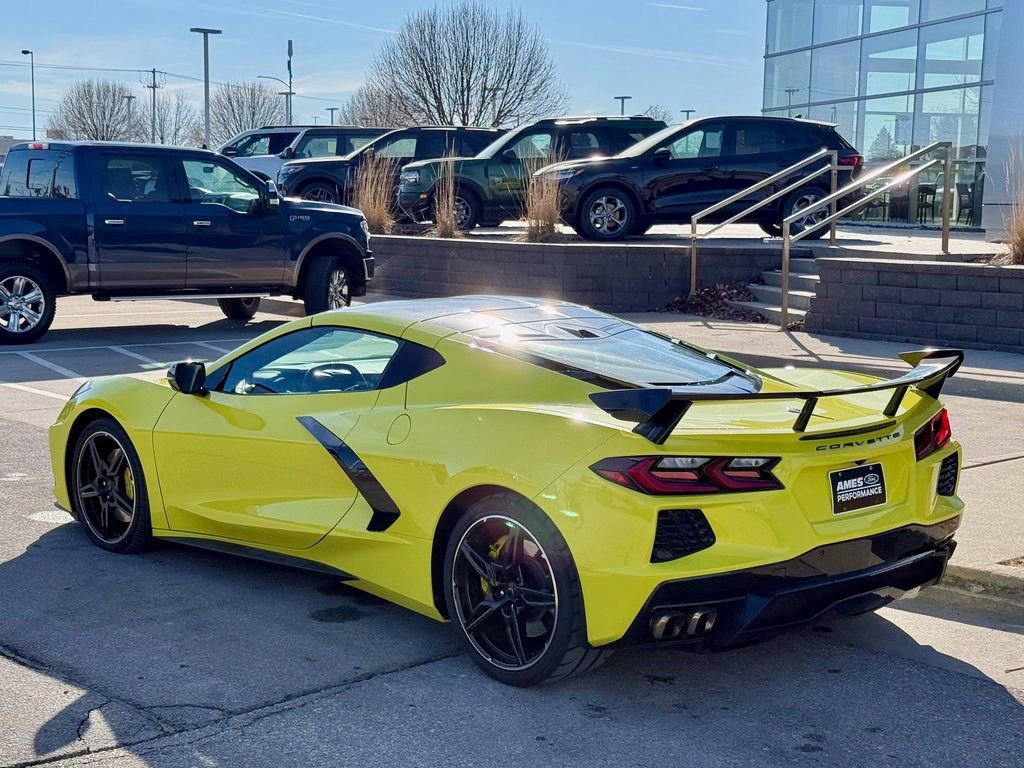 Used 2021 Chevrolet Corvette Stingray Premium Cpe w/ Z51 Performance Package image 5