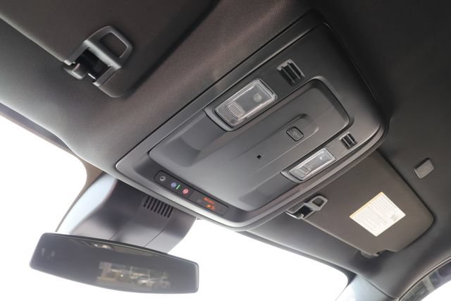 Used 2024 GMC Yukon XL SLE AWD/4WD image 36