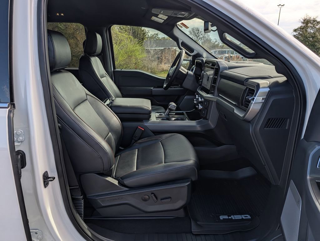 Certified 2025 Ford F150 Lariat w/ Equipment Group 501A Mid image 27