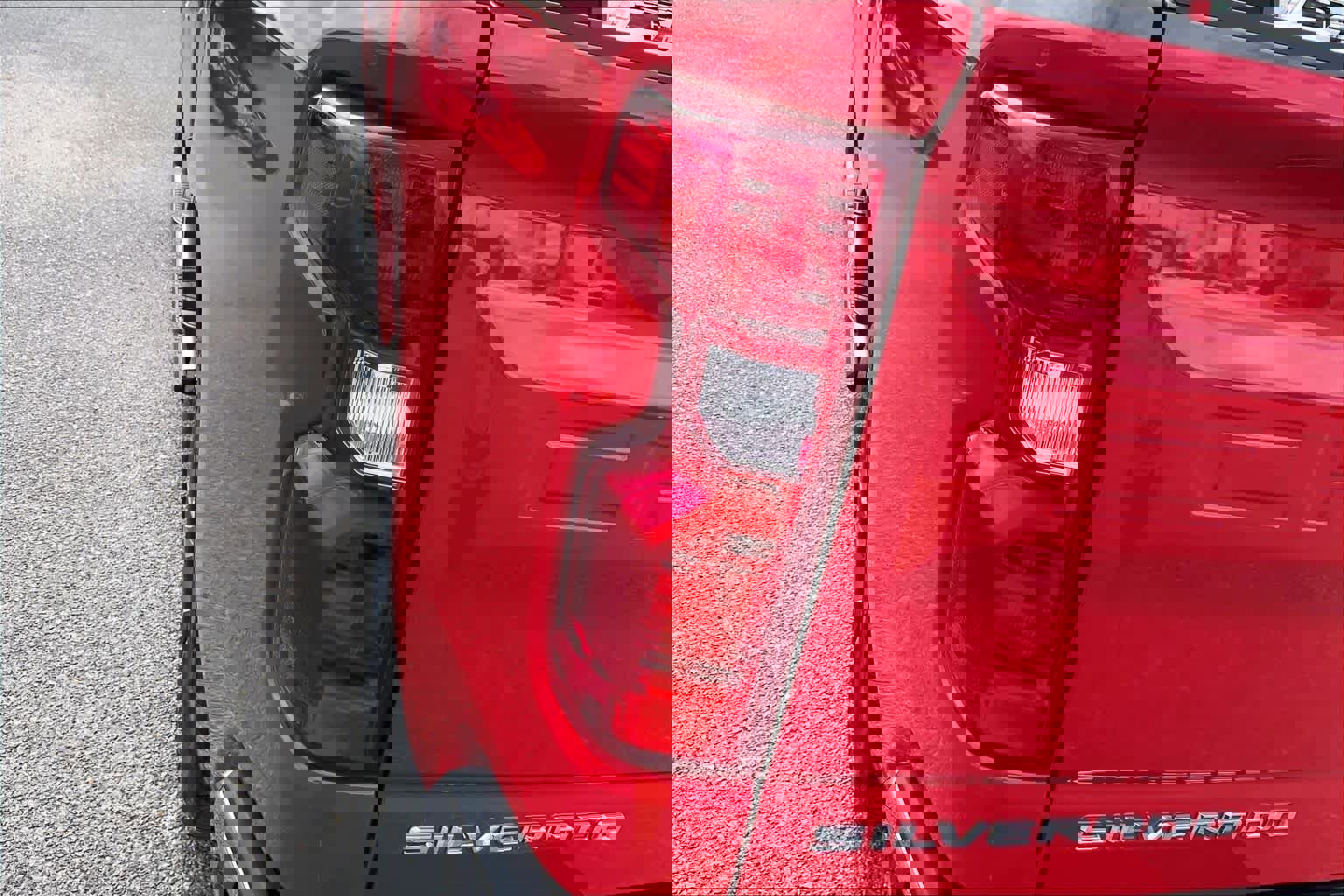 Used 2020 Chevrolet Silverado 1500 LT w/ Texas Edition image 29