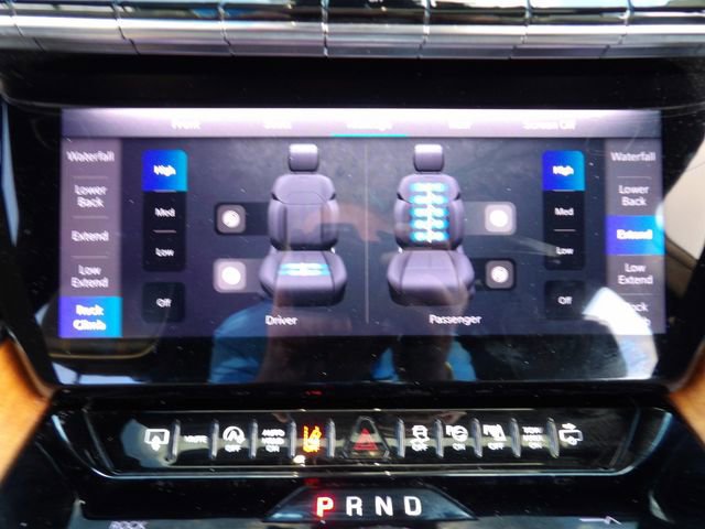 Used 2023 Jeep Grand Wagoneer Series III image 19