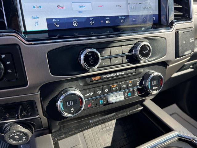 Certified 2022 Ford F350 4x4 Crew Cab Super Duty image 19