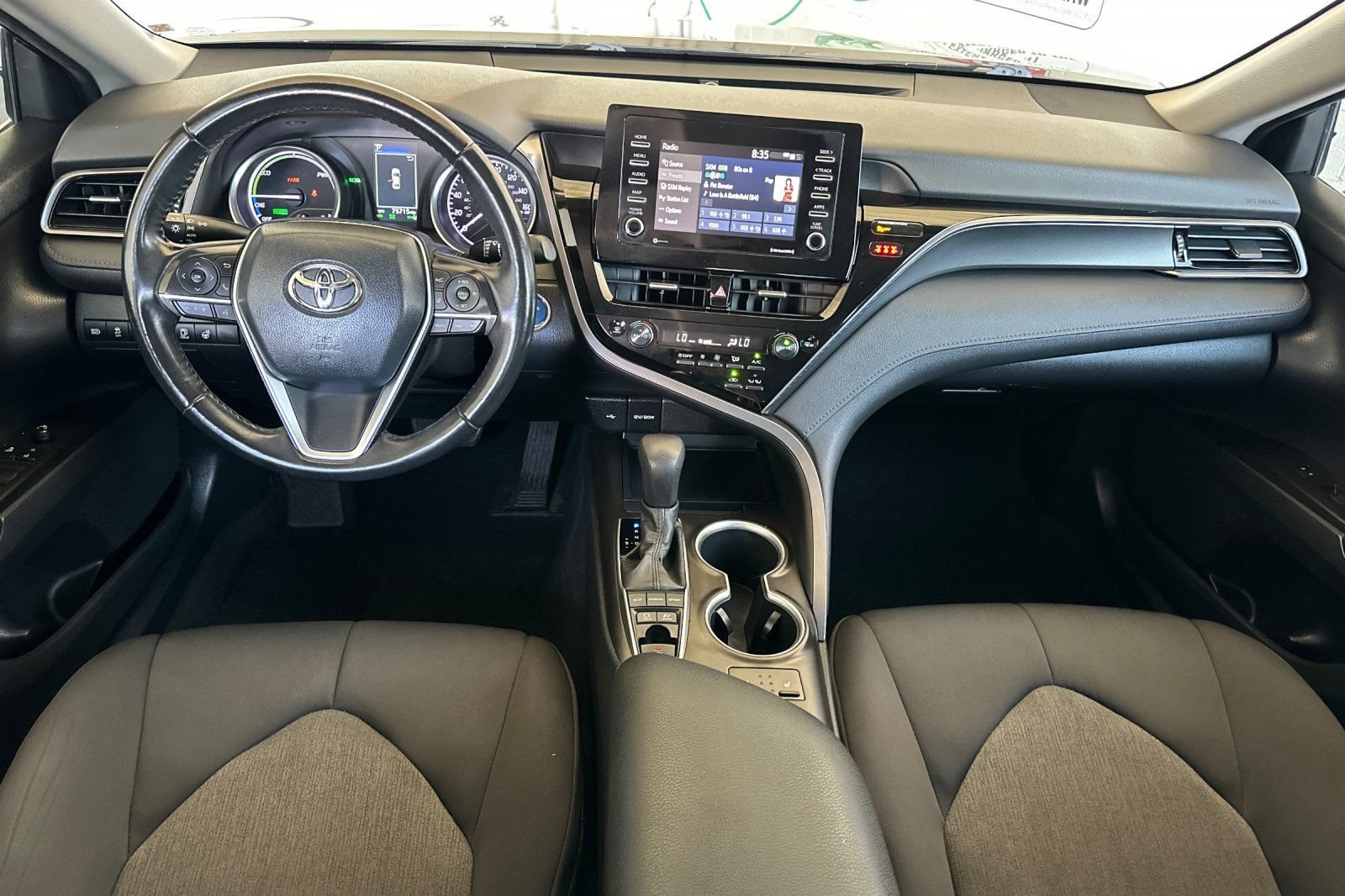 Used 2021 Toyota Camry LE w/ Cold Weather Package FWD image 13
