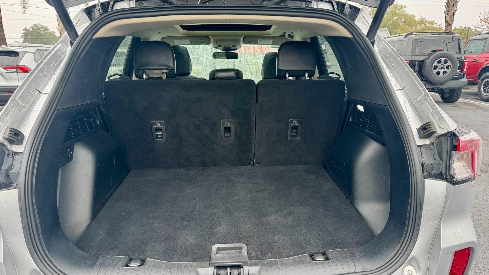 Certified 2020 Ford Escape Titanium w/ Titanium Premium Package 2.0 image 13