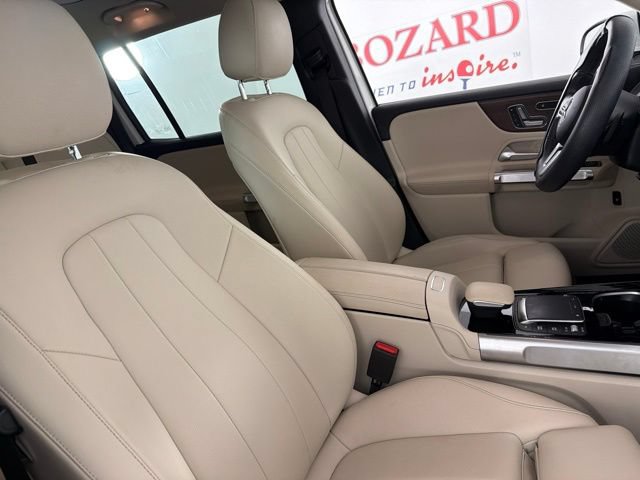 Used 2023 Mercedes-Benz GLB 250 image 16