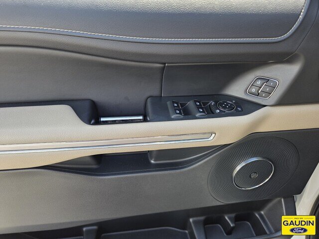 Certified 2024 Ford Expedition Max Limited AWD/4WD image 19