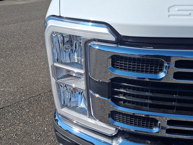 Certified 2025 Ford F250 XLT AWD/4WD image 9