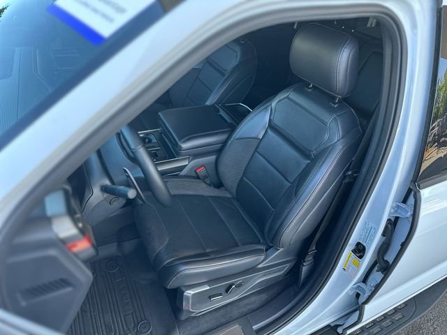 Certified 2025 Ford F150 Raptor image 12