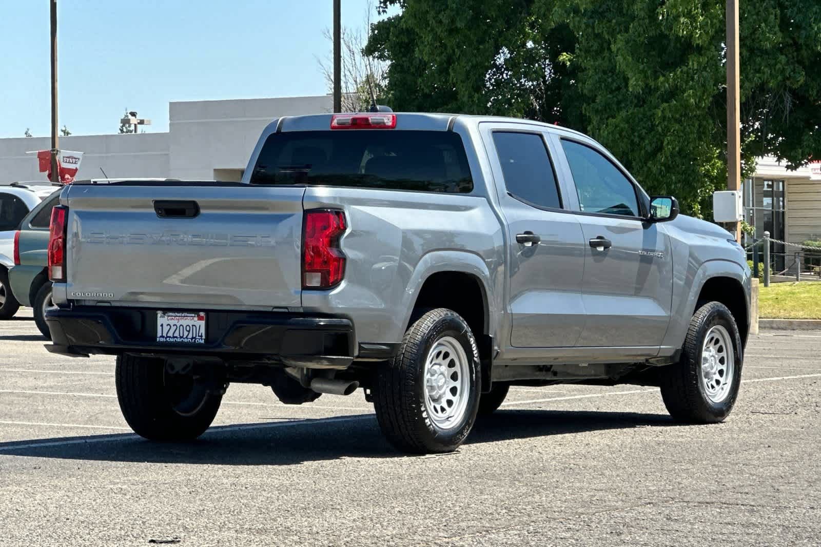 Used 2024 Chevrolet Colorado W/T RWD video 2