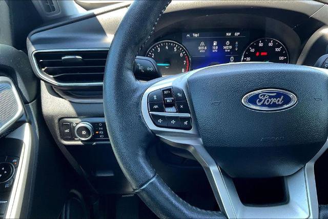 Certified 2022 Ford Explorer Limited w/ Limited Technology Package image 11