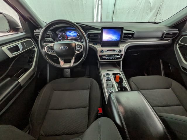 Certified 2023 Ford Explorer XLT w/ Class IV Trailer Tow Package AWD/4WD image 10