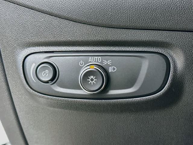 Used 2024 Chevrolet Equinox RS FWD image 27