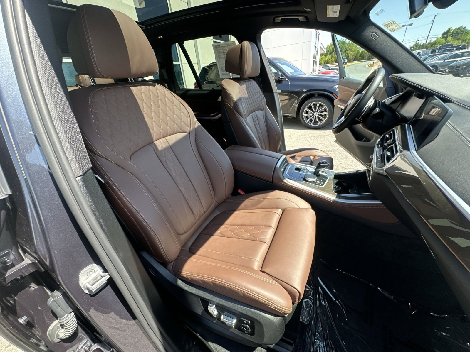 Used 2022 BMW X5 xDrive40i AWD/4WD image 35