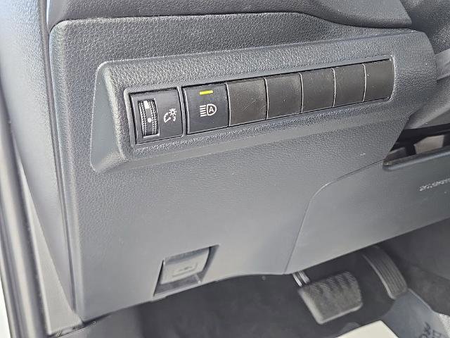 Used 2024 Toyota Corolla LE image 23
