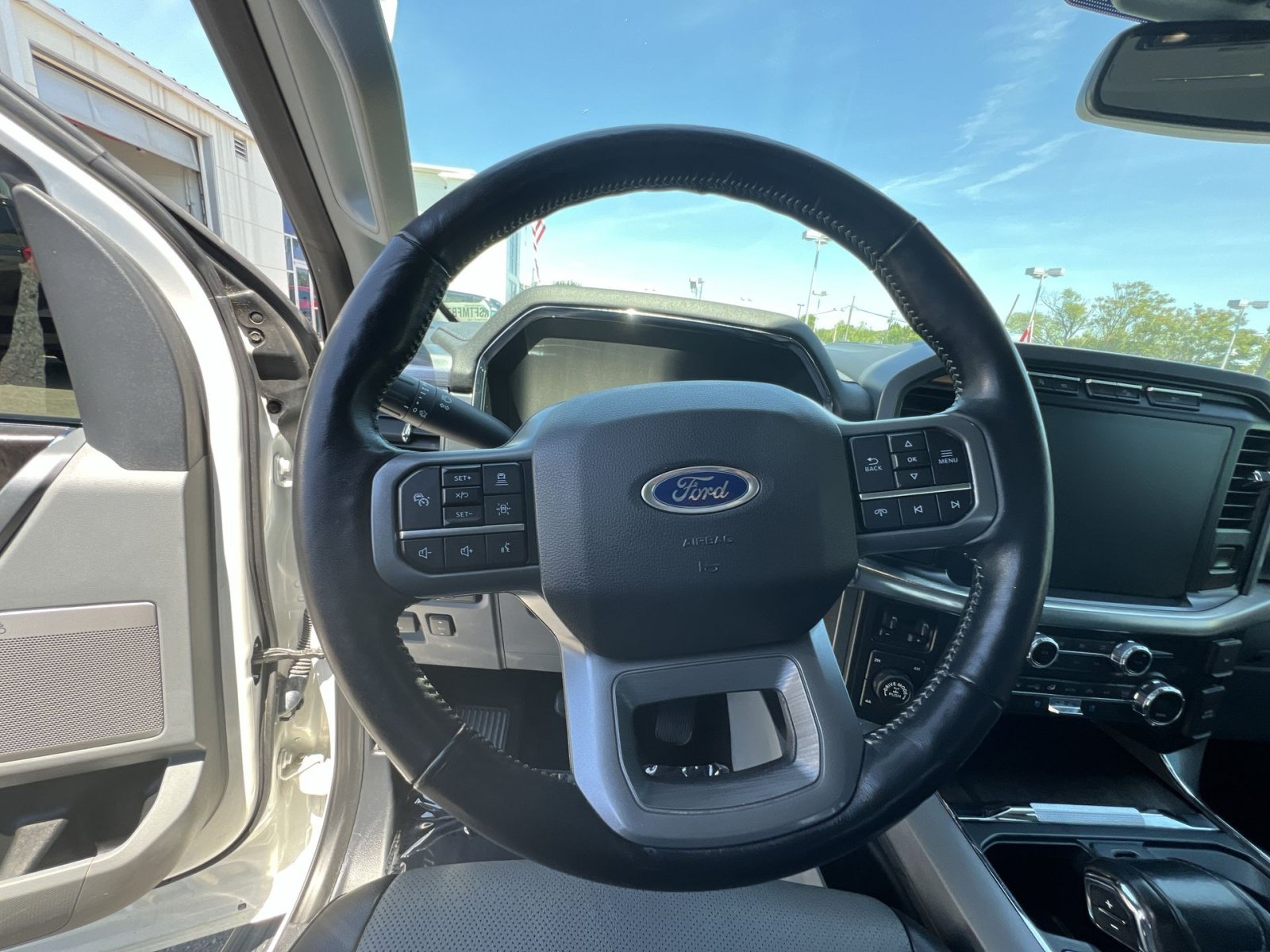 Certified 2021 Ford F150 Lariat w/ Equipment Group 502A High AWD/4WD image 24