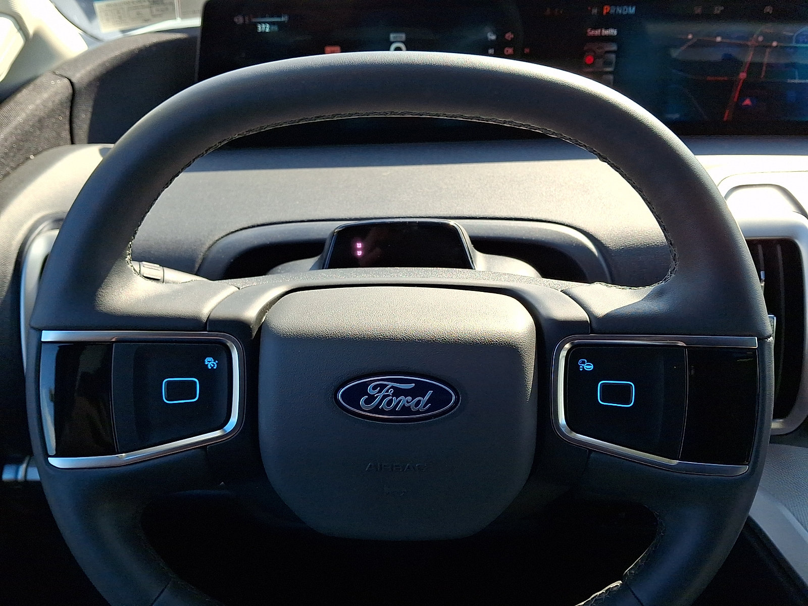 Certified 2025 Ford Expedition Active AWD/4WD image 22