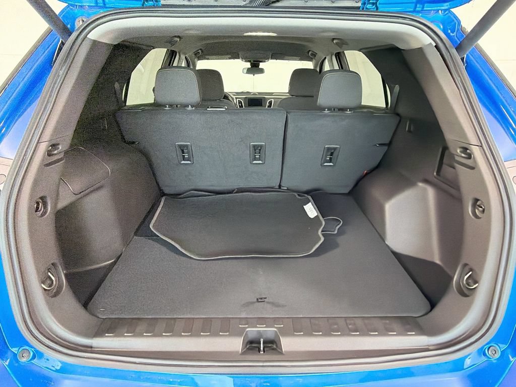 Used 2024 Chevrolet Equinox LT FWD image 28