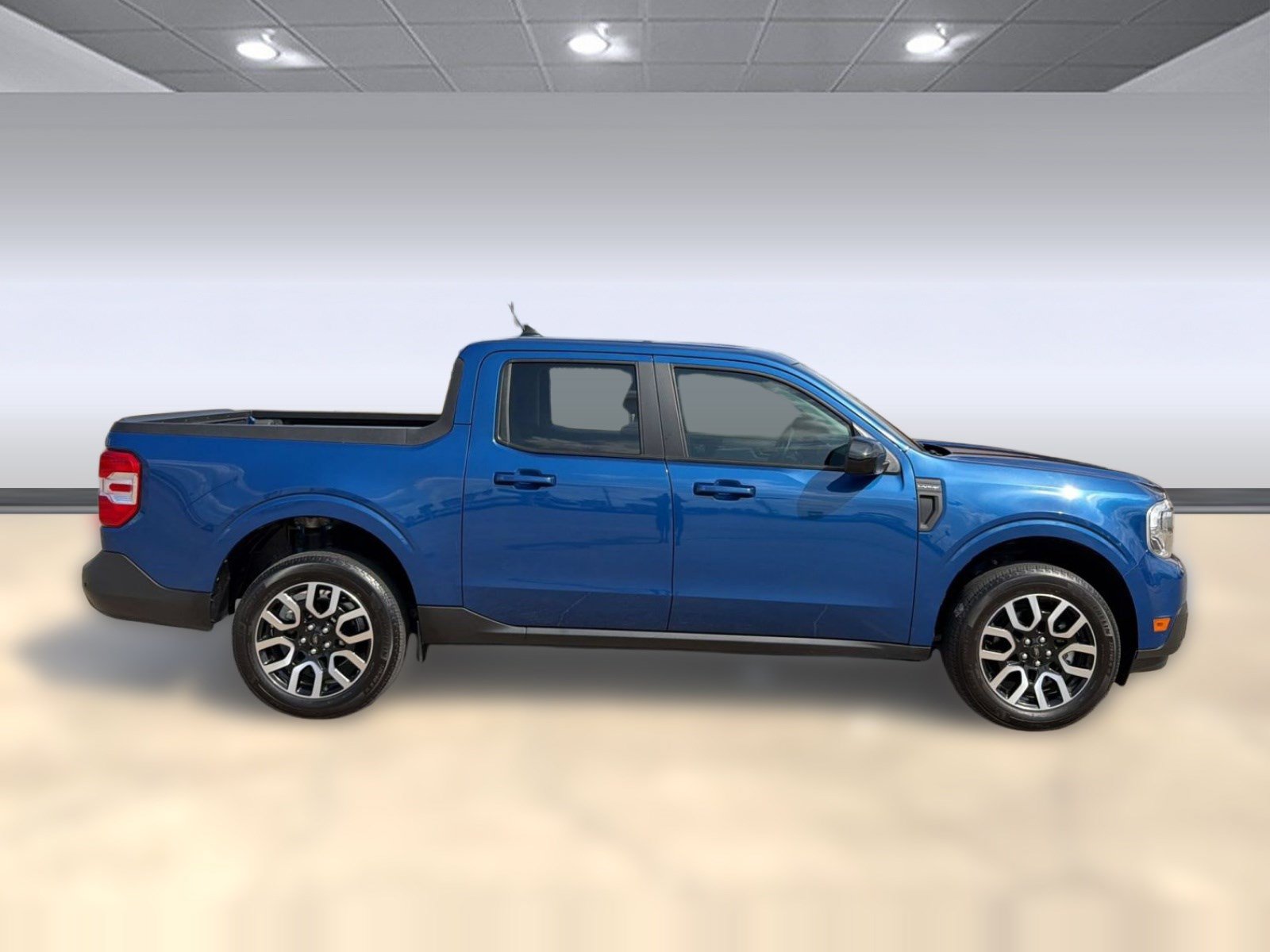 Certified 2024 Ford Maverick Lariat FWD image 8