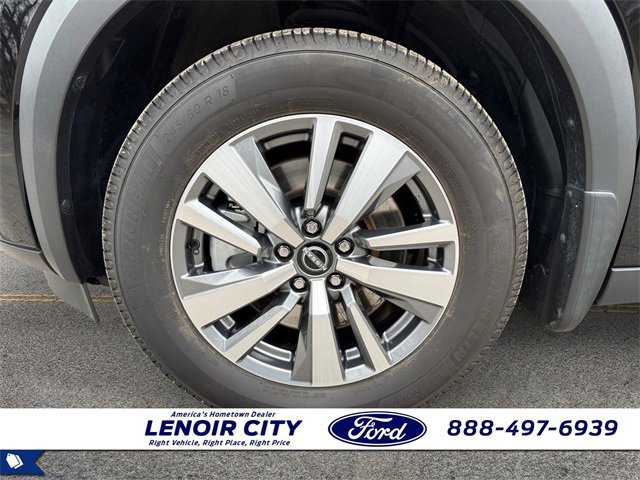 Used 2023 Nissan Pathfinder SL image 9