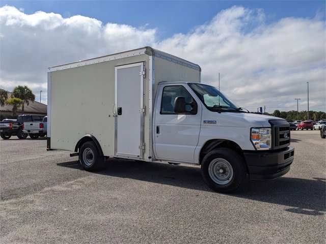 Certified 2023 Ford E-350 and Econoline 350 Super Duty w/ Driver's Safety Package image 8