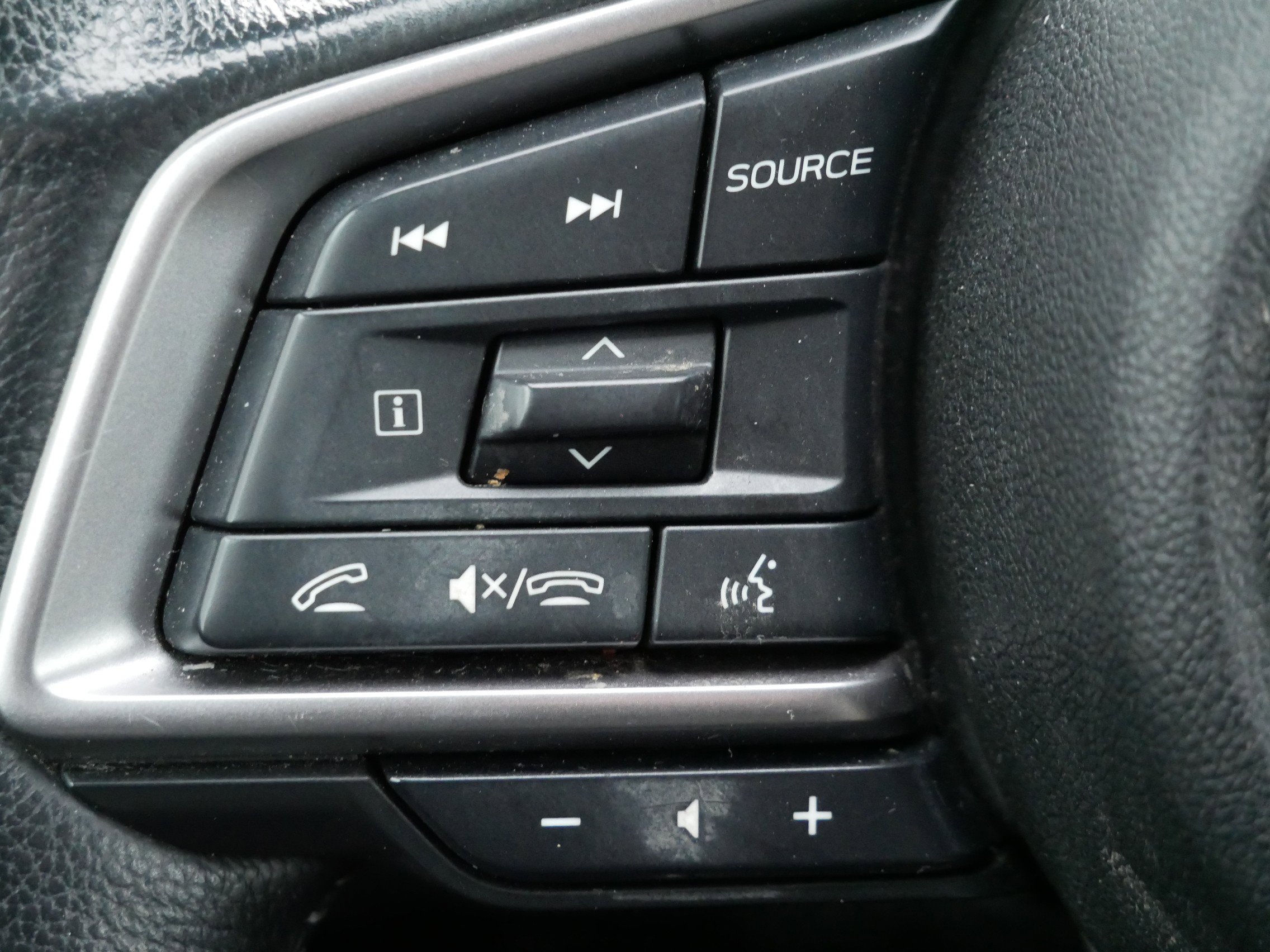 Used 2023 Subaru Outback Limited AWD/4WD image 17