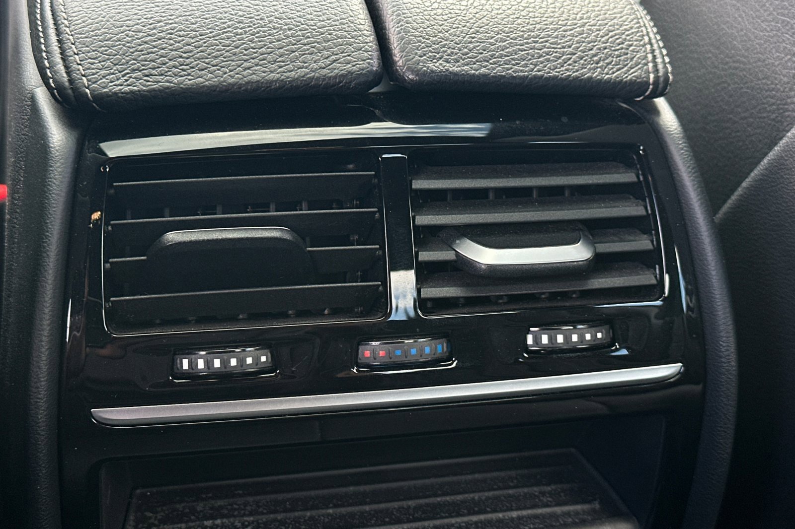 Used 2018 BMW 530i image 13