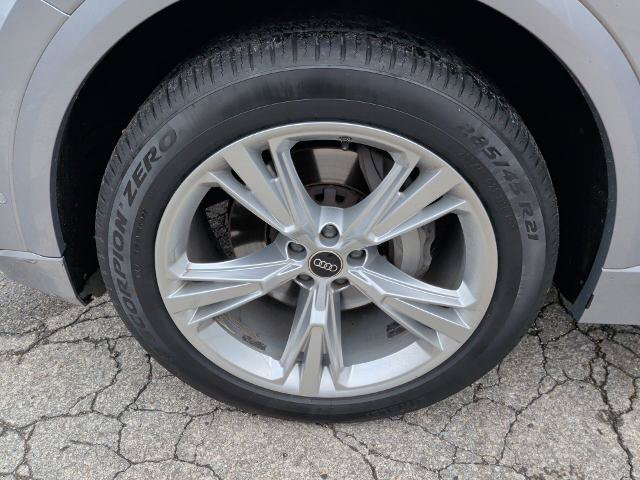 Used 2022 Audi Q8 Premium Plus AWD/4WD image 38
