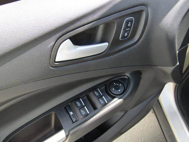 Certified 2017 Ford Escape SE w/ Equipment Group 201A AWD/4WD image 17