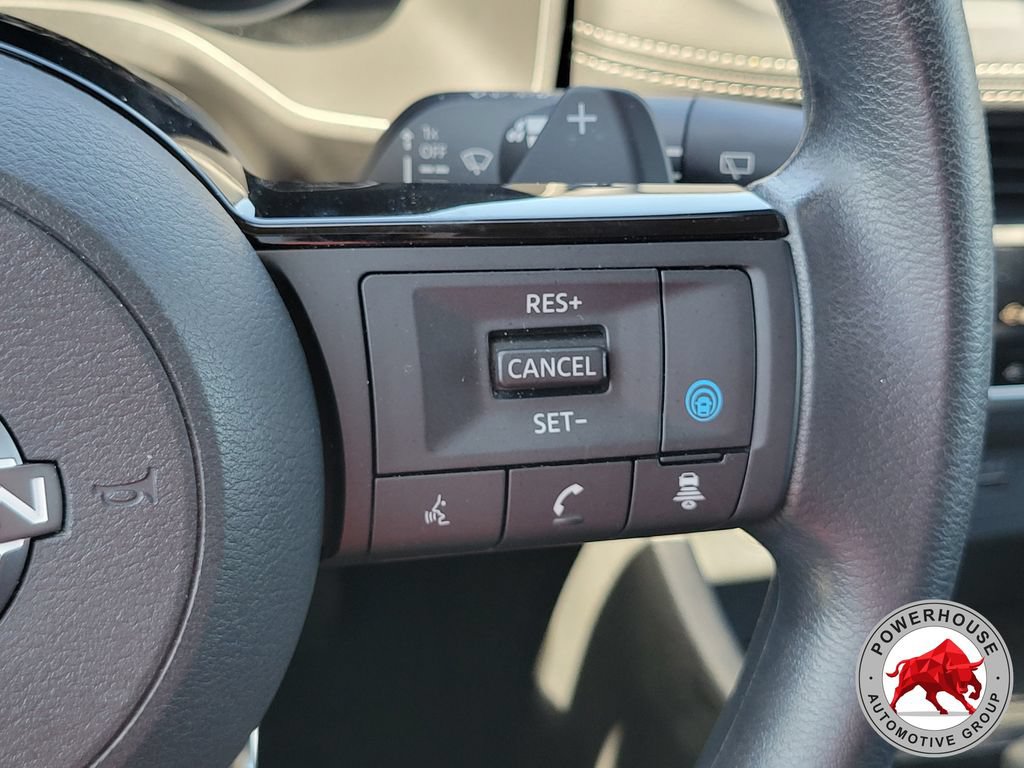 Used 2023 Nissan Rogue SV FWD image 29