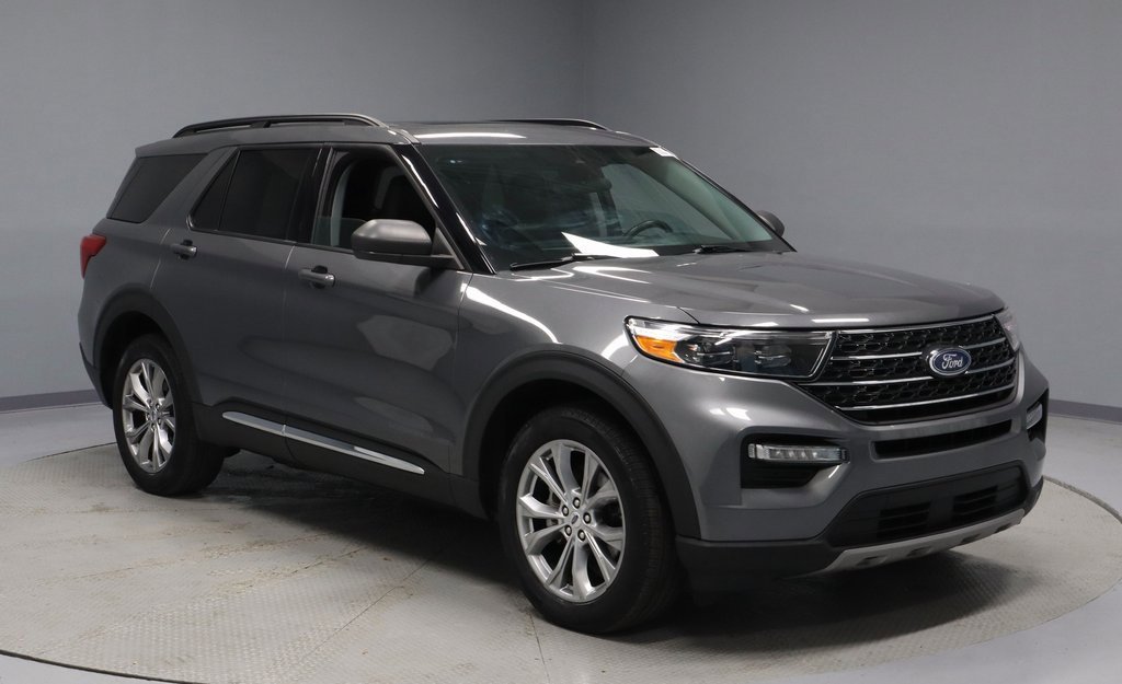 Certified 2023 Ford Explorer XLT w/ Equipment Group 202A image 1