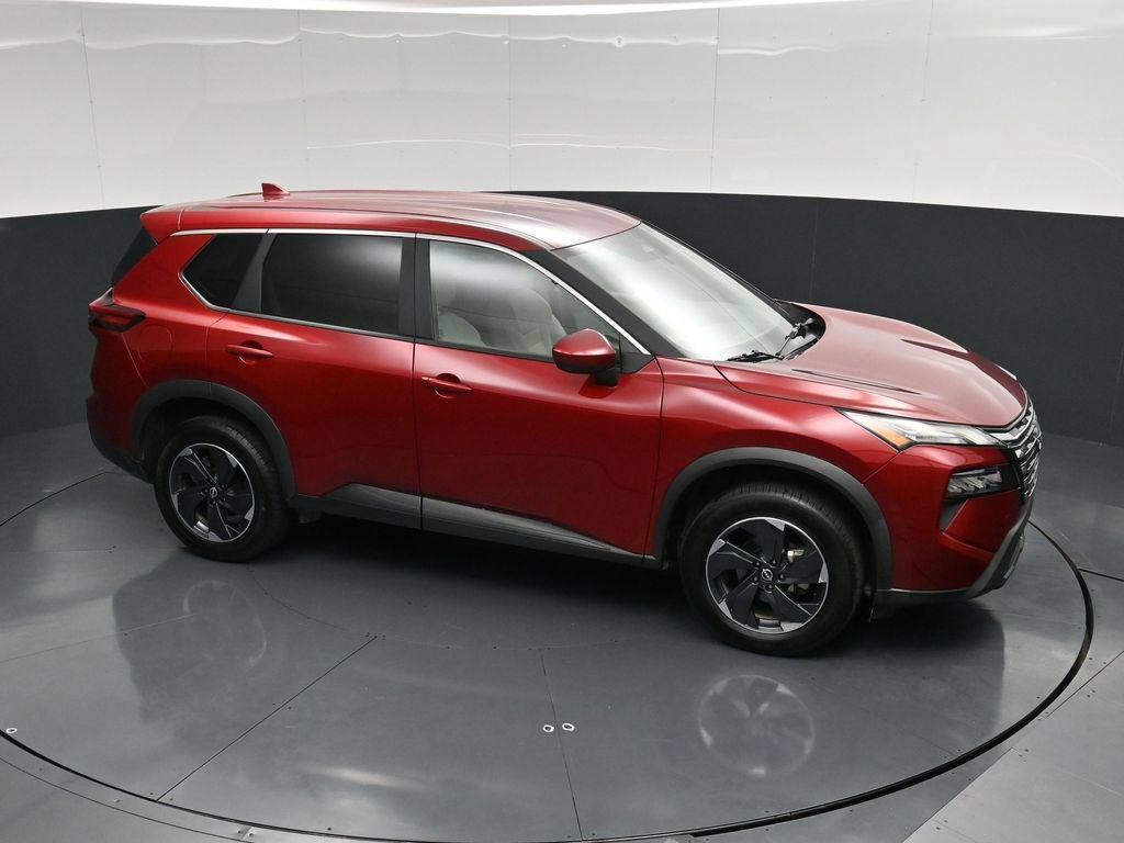 Used 2025 Nissan Rogue SV AWD/4WD image 45