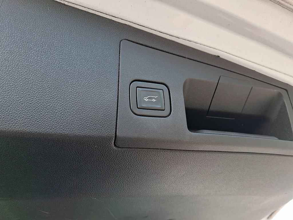 Used 2019 Cadillac XT5 Luxury AWD/4WD image 29