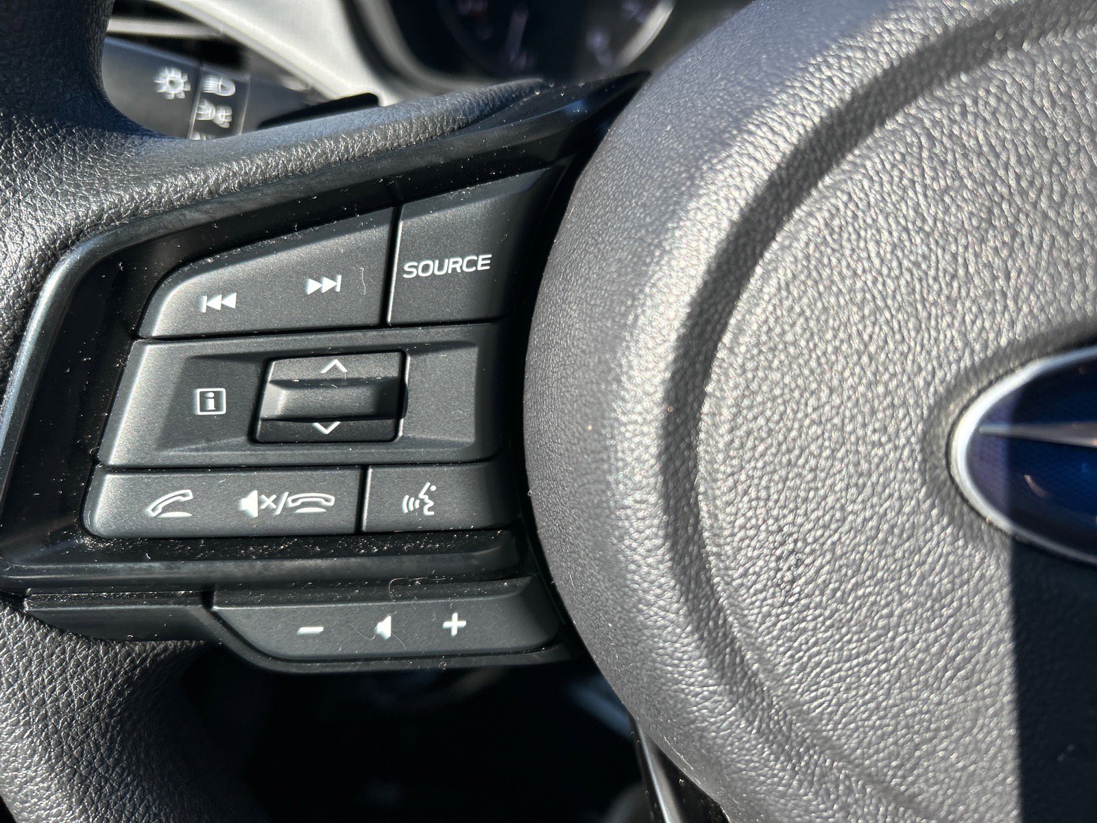 Used 2024 Subaru Crosstrek 2.0i Premium image 22