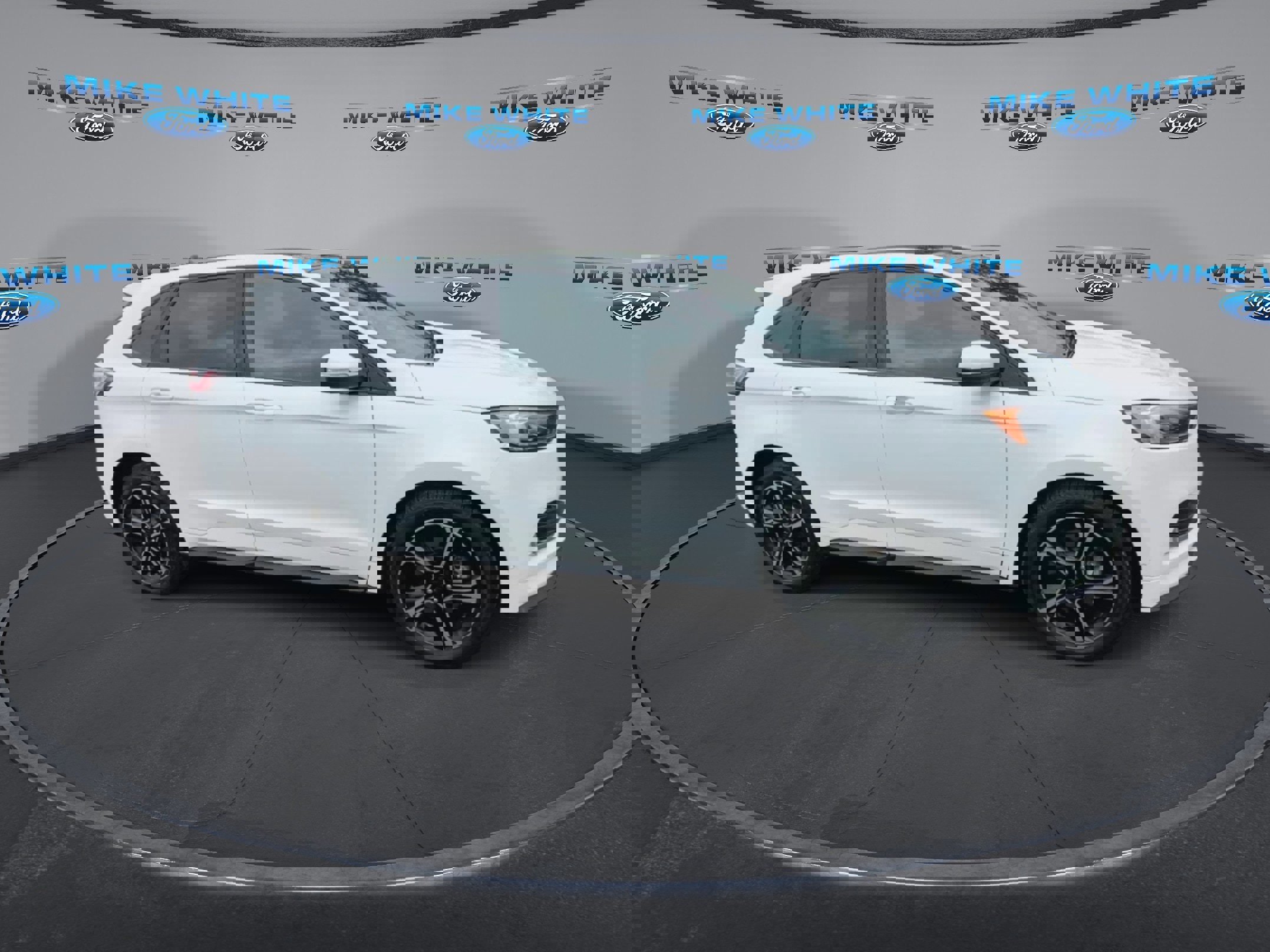 Certified 2020 Ford Edge ST w/ Equipment Group 401A image 9