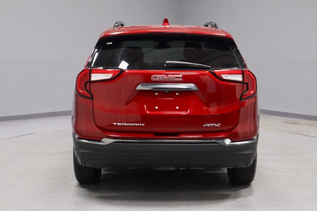 Used 2024 GMC Terrain AT4 w/ LPO, Floor Liner Package AWD/4WD image 10