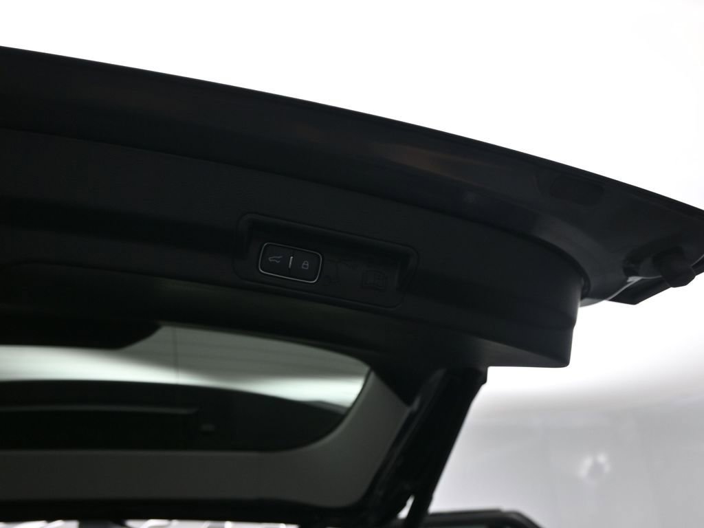 Certified 2025 Ford Explorer Active image 22