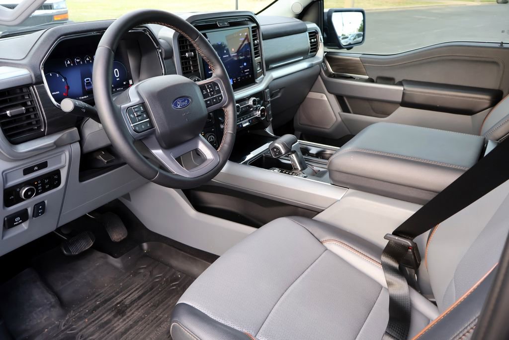 Certified 2025 Ford F150 Lariat w/ Equipment Group 501A Mid image 3