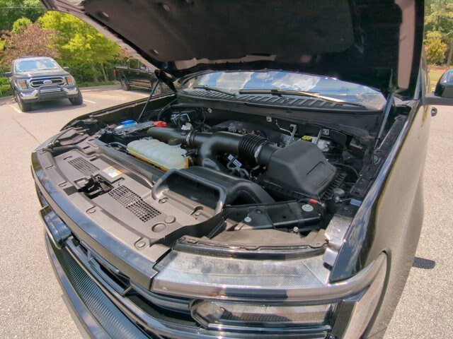 Certified 2025 Ford Expedition Platinum w/ Stealth Performance Package AWD/4WD image 29