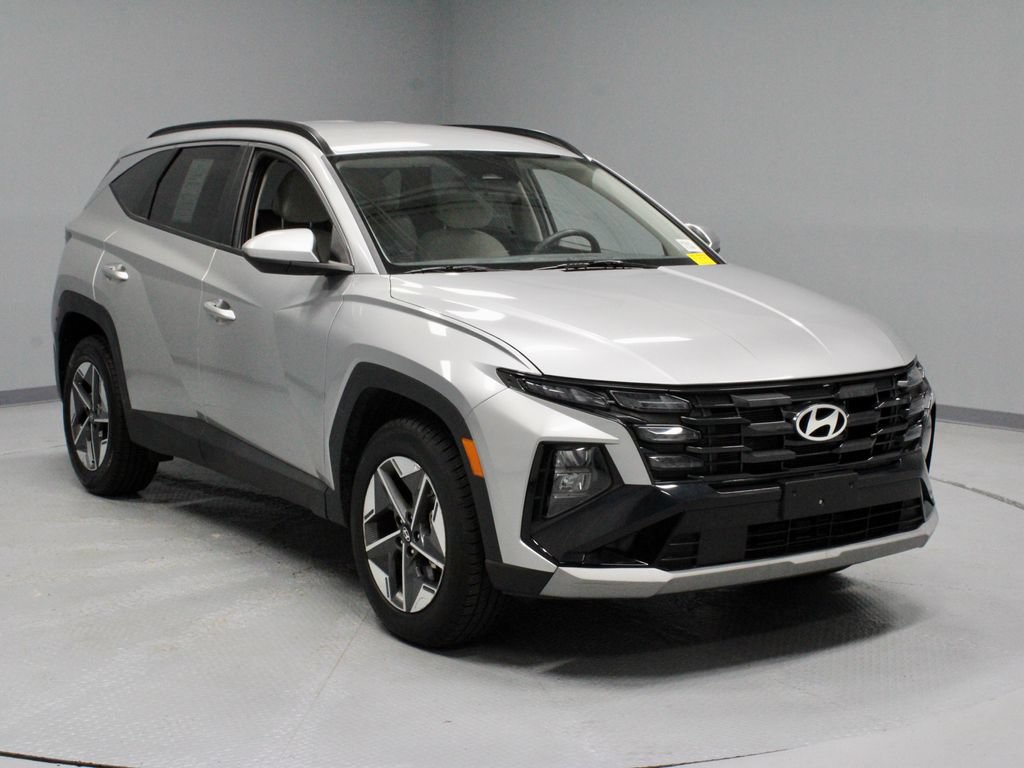 Used 2025 Hyundai Tucson SEL AWD/4WD image 1